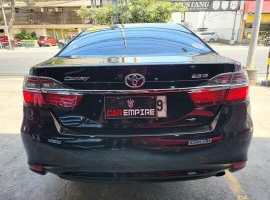 2015 Toyota camry 2.5 g automatic