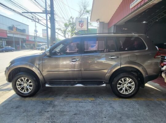 2014 Mitsubishi montero sport 2.4 gls v automatic