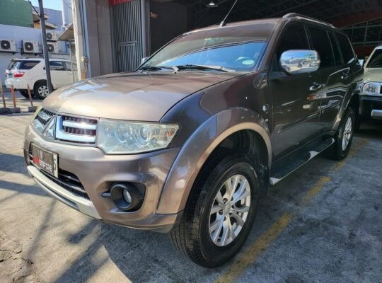2014 Mitsubishi montero sport 2.4 gls v automatic