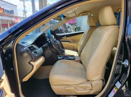 2015 Toyota camry 2.5 g automatic