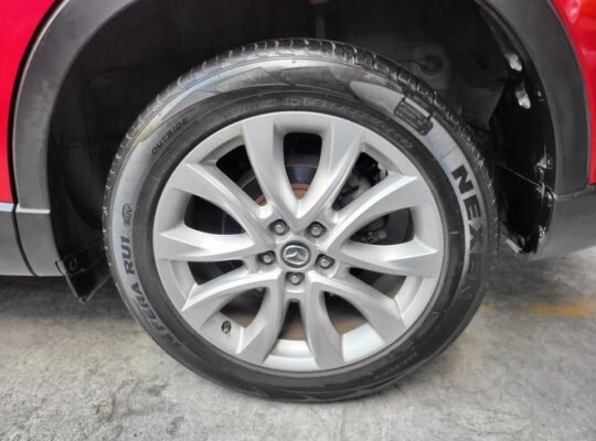 2015 Mazda cx-5 2.5 awd sport w/sunroof