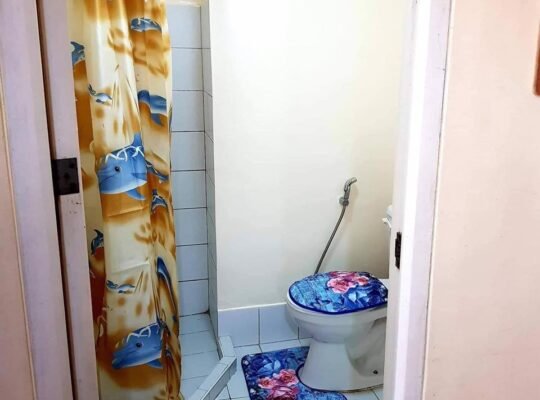 2 bedrooms with Balcony for Rent in Manila near Makati CBD