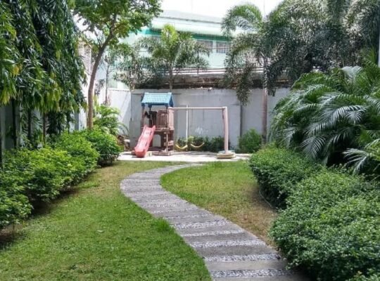 2 BEdrooms Brand new 44.10 SQM Rent to own Makati Circuit,LRT Taft Sta.Ana Manila