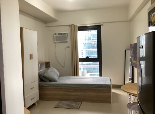 STUDIO 7 FILINVEST CONDO FOR RENT