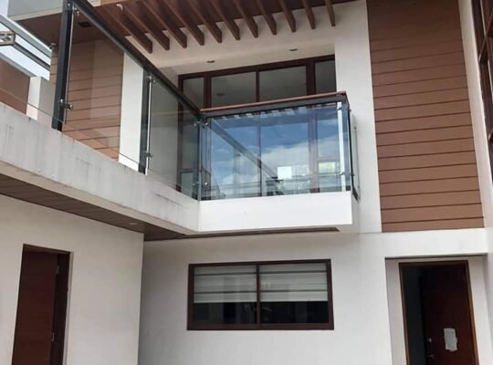 FOR SALE FULLY FURNISHED BRAND NEW ELEGANT HOUSE WITH POOL BF HOMES PARAÑAQUE
