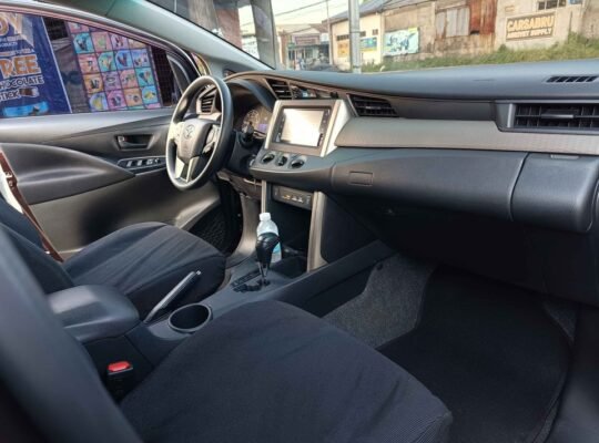 2024 Toyota car for rent