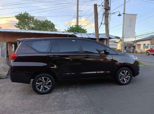 2024 Toyota car for rent