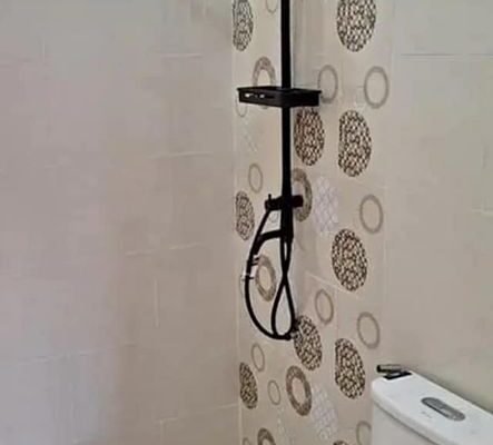 FOR SALE NICE , BEAUTIFUL & NEWLY RENOVATED HOUSE & LOT HUGE PARKING SPACE LAGUNA BEL AIR STA ROSA.