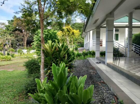 FOR SALE HOUSE & LOT, RESTHOUSE, 3000SQM 25M TAGAYTAY CITY