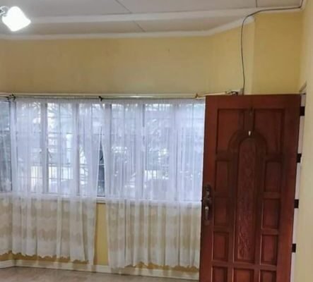 FOR SALE 3BR BUNGALOW HOUSE BF RESORT VILLAGE NEAR SETON 9.950M TITLE LAS piñas city