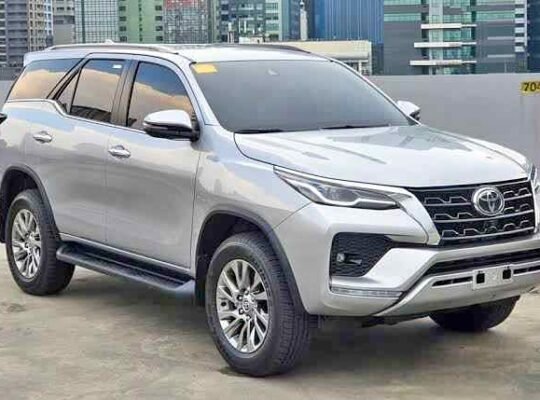 2021 Mitsubishi montero
