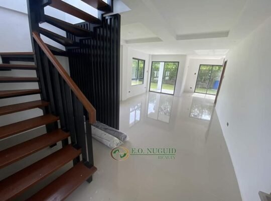 💢FOR SALE HOUSE & LOT ▪️VICTORIA SOUTH ALABANG PRE SELLING NON RFO HOUSE. TUNASAN MUNTINLUPA CITY