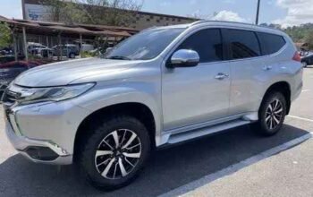 2021 Mitsubishi montero