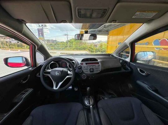 2013 Honda jazz installment