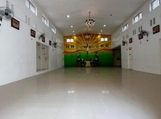 FOR SALE BIG LOT & 2 STOREY BLDG FACILITY TAGAYTAY AMADEO RD