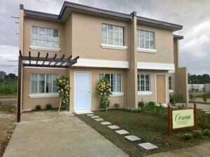 Bahay na may Malaking lote Pero mura