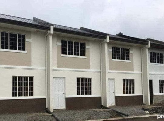 House and lot na para sayo